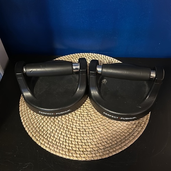 Body Rev Perfect Pushup Fitness Rotating Handles - Picture 2 of 4